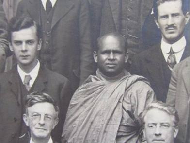 ven suriyagoda