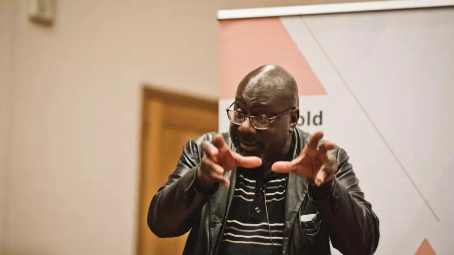 reddie speaking at newbold adventist college